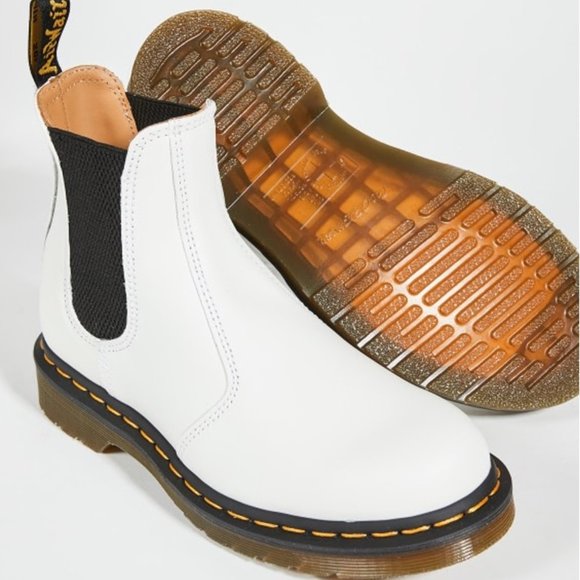 Dr. Martens  2976 YS Chelsea Boots - Picture 2 of 2